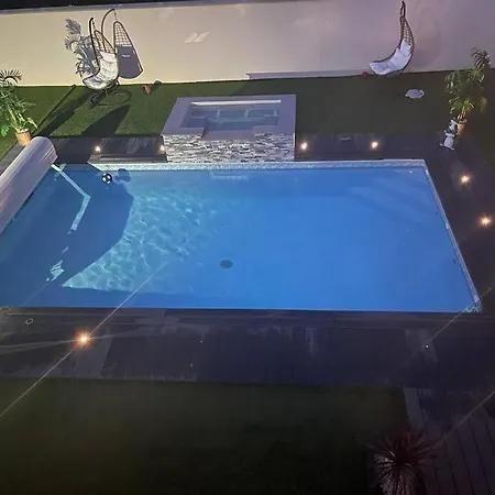 Villa Magnifique Avec Piscine *