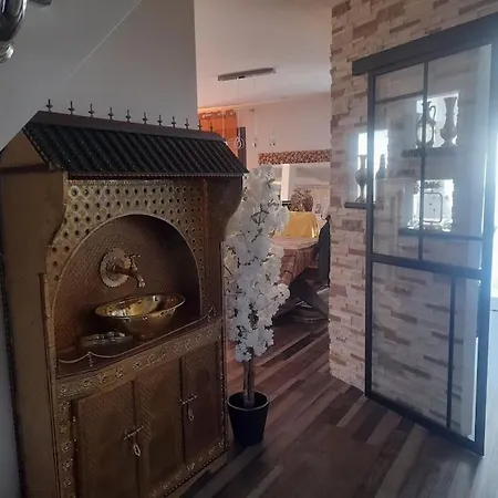 Magnifique Avec Piscine Villa *